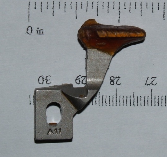  Merrow A-81-11 Feed Dog Front Single Fine Image
